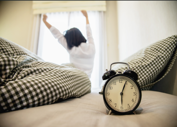 Muốn thức dậy lúc 6h sáng thì nên đi ngủ lúc mấy giờ? 