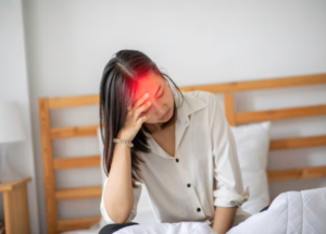 Người mắc đau nửa đầu bên trái thường đau nhói một bên trái đầu
